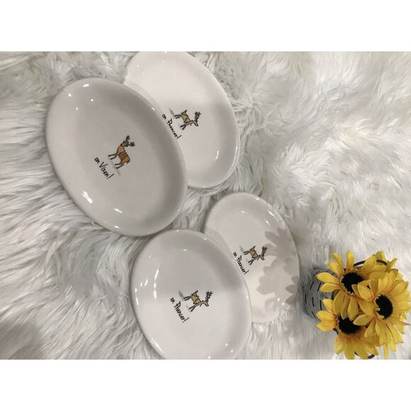 4 RAE DUNN CHRISTMAS Reindeer PLATES Prancer Vixen OVAL MAGENTA Holiday NEW - Picture 1 of 3